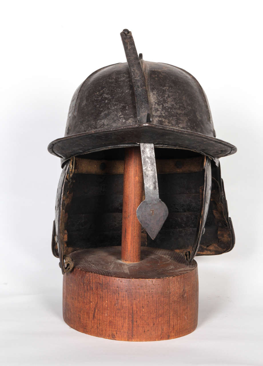 18th Century and Earlier English Civil War Parliamentary Helmet For Sale