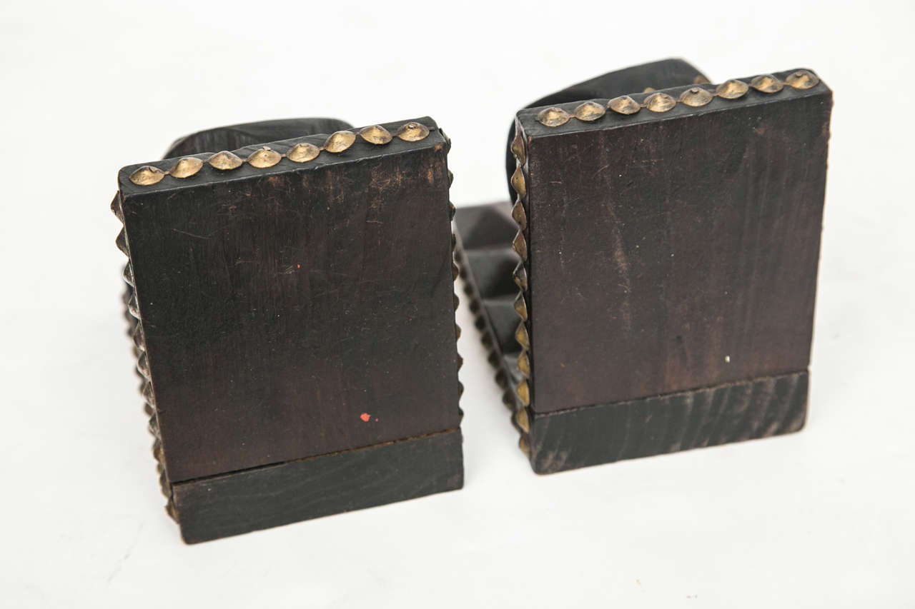 Vintage Tramp Art Dice Bookends In Excellent Condition In Mt Kisco, NY
