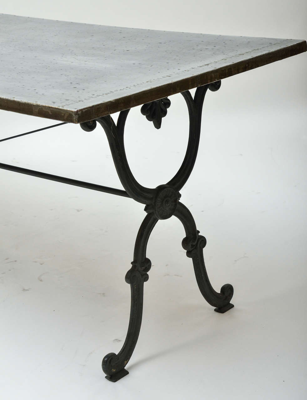 iron base dining table