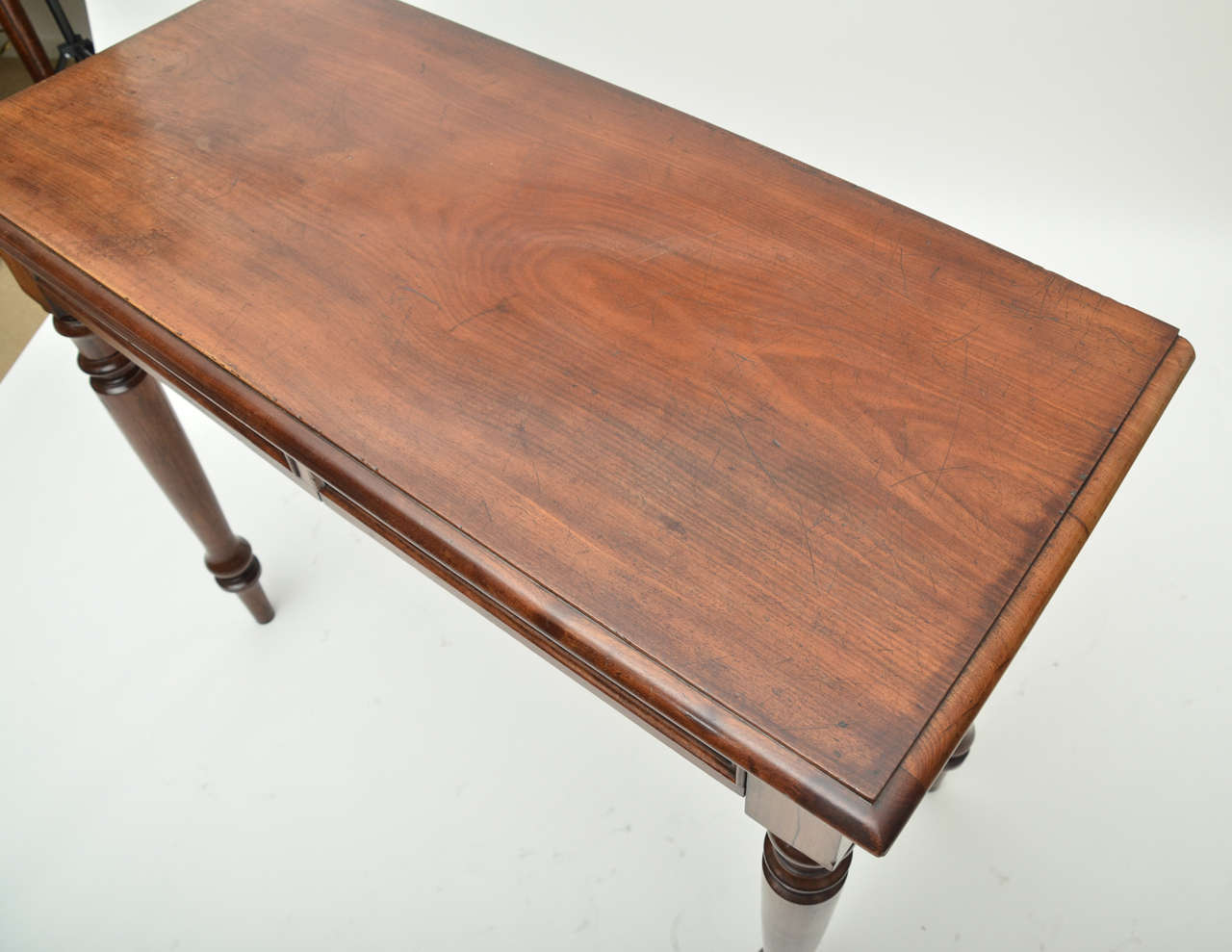 19th Century English Mahogany Serving Table For Sale 3
