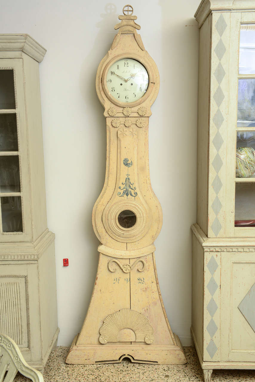 Gustavian Late 18th Century Swedish Period Extraordinary Collectible Mora Clock For Sale