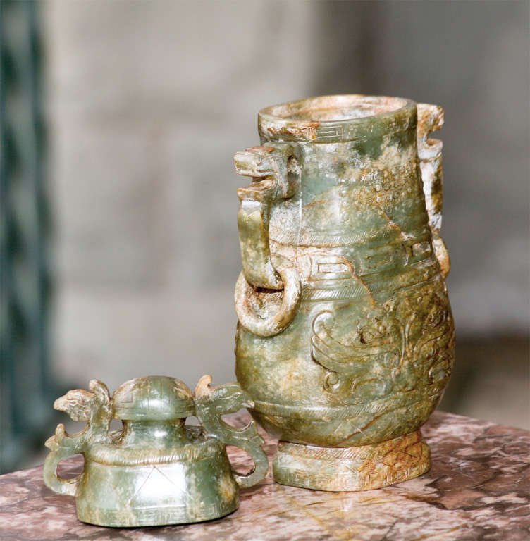 A Chinese Carved Jade Vase with Loose Ring Handles 2
