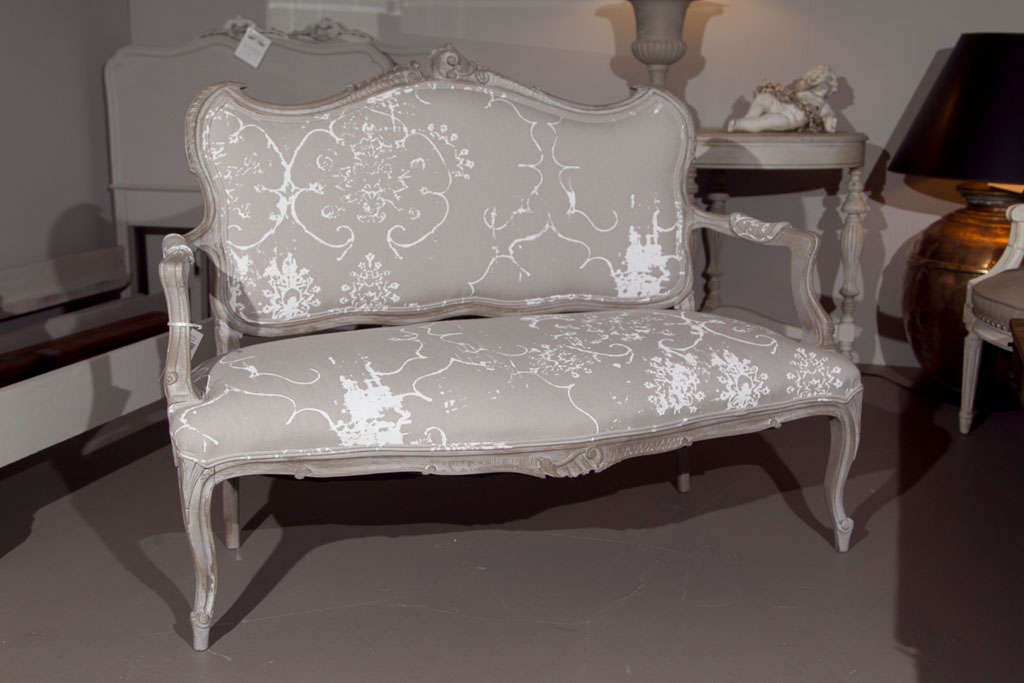 French Rococo Style Settee In Excellent Condition In Stamford, CT