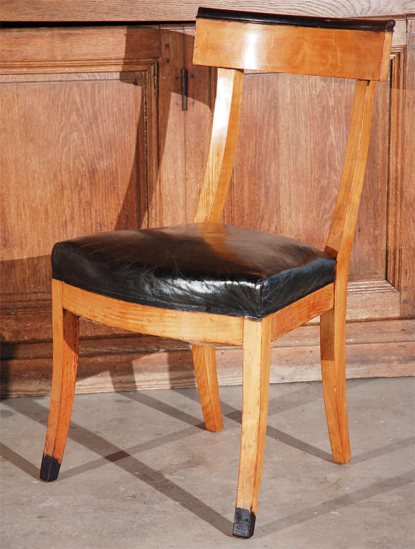 1900s French Dining Chairs with Upholstered Black Leather Seats 1