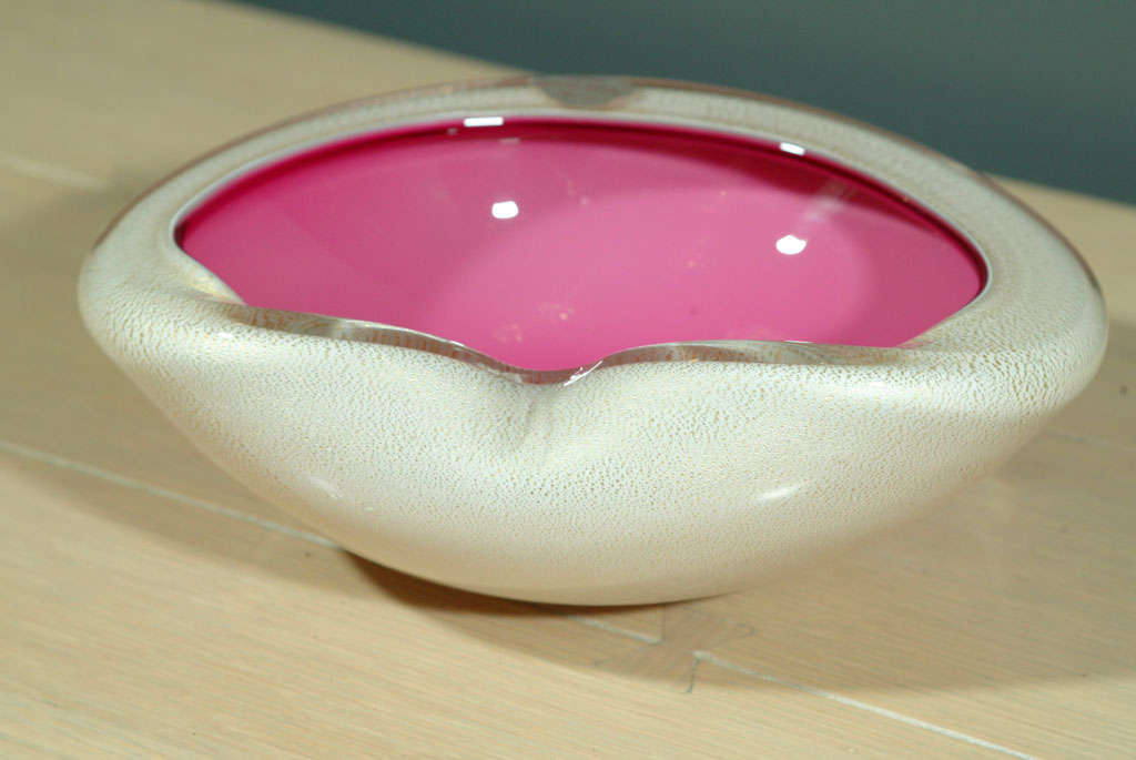 Bubblegum Pink Murano Glass Bowl by Alfredo Barbini 2