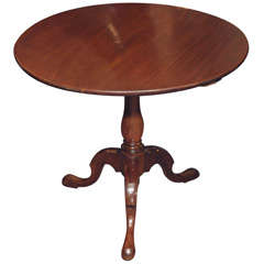 Late 18th Century English Mahogany Tilt-Top Table