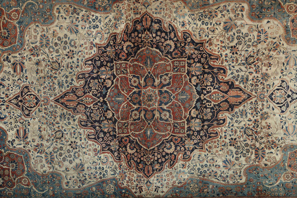 Persian Kashan Mohtasham Carpet, circa 1870 For Sale at 1stdibs