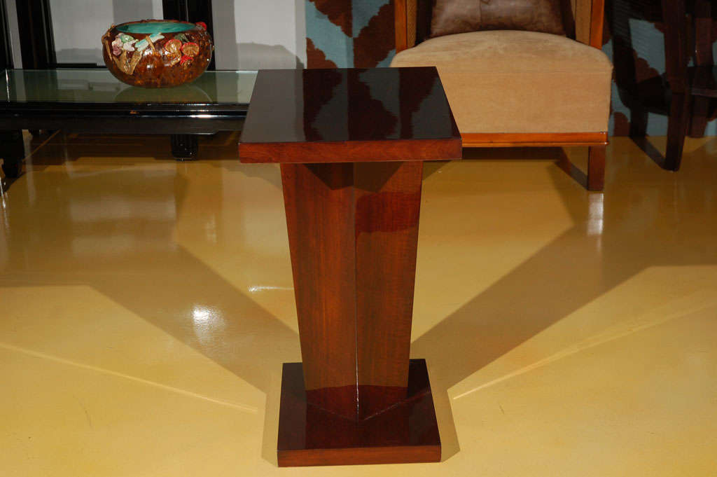 Mid-20th Century Art Deco Tapered Base Occasional Table