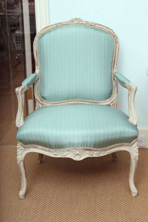 French A Pair of Louis XV Style Fauteuils