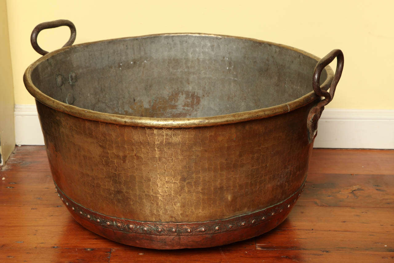 Large Scale Hand Hammered and Riveted Copper & Brass Log Bucket c.1860 In Excellent Condition In New York, NY