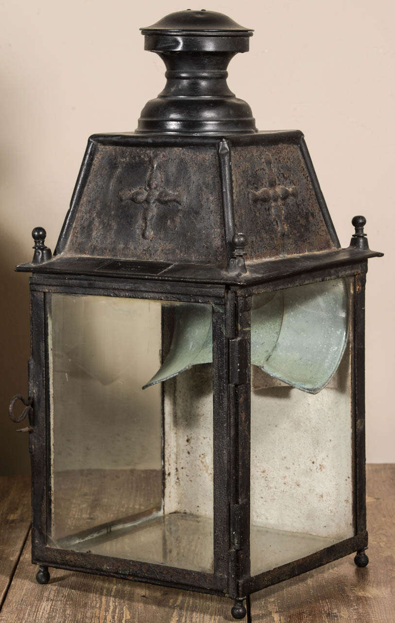 Pair of 19th c. French Railroad Lanterns In Excellent Condition In Houston, TX