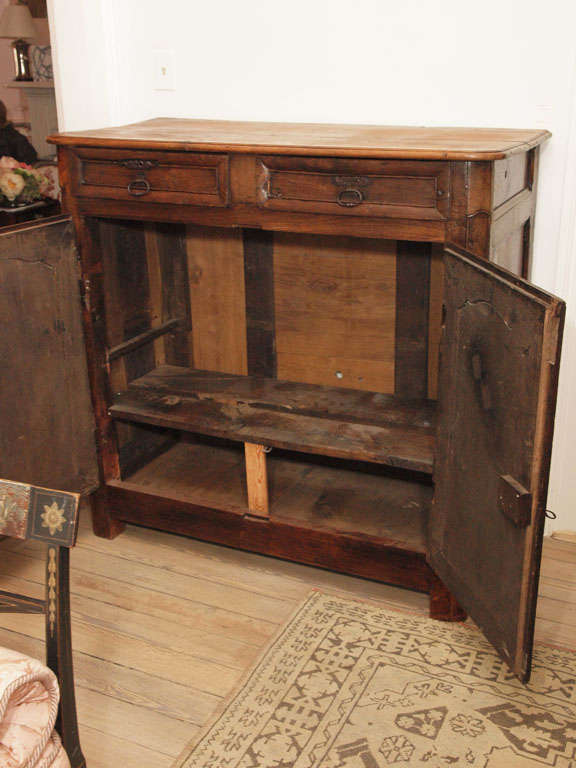Louis XIV Style Oak Buffet In Excellent Condition For Sale In New Orleans, LA