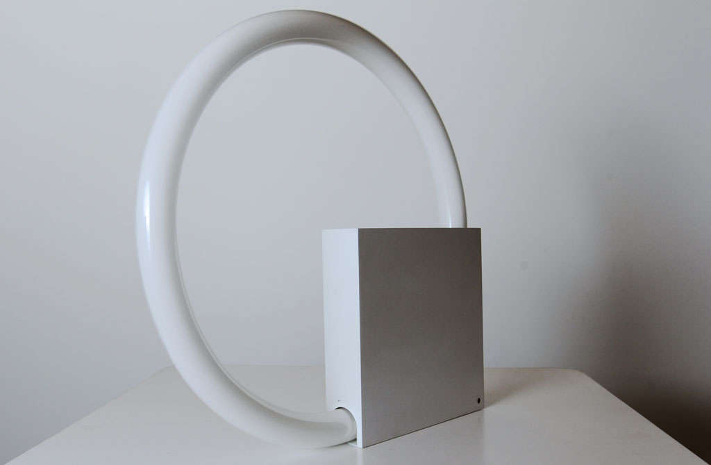 Mid-20th Century Tablelamp TC6 Circlelight by Aldo van den Nieuwelaar For Sale