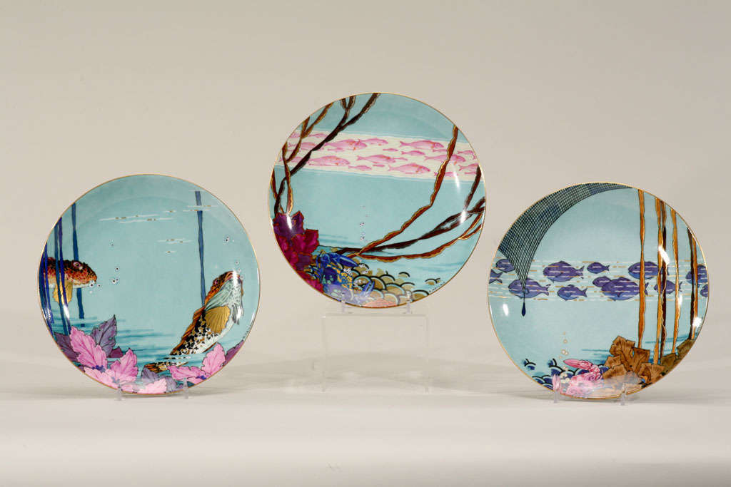 20th Century Set of 12 Art Deco Hand Painted Aquatic Plates-G. Neilz For Sale