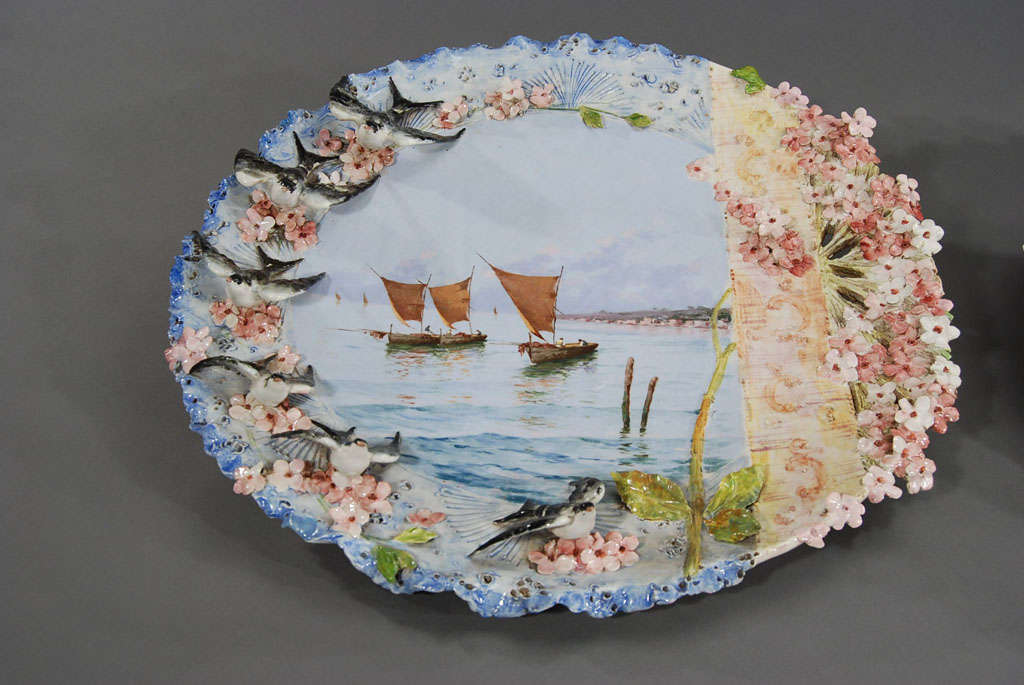 Paire de plaques en céramique peintes à la main du 19ème siècle - Paysages marins - 2DM Oiseaux en vente 3