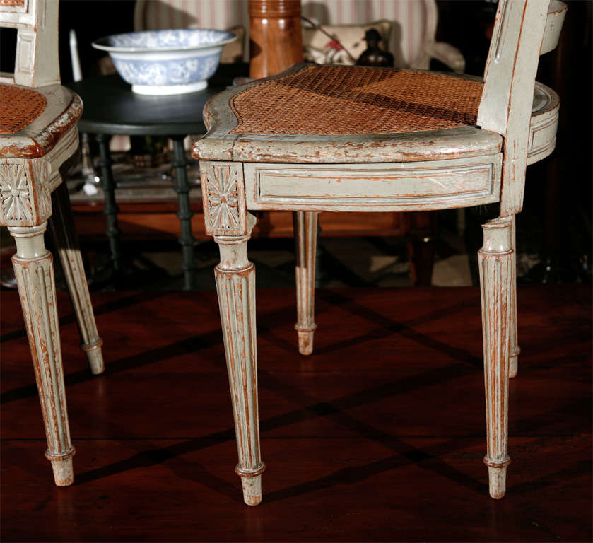 Suite of Eight Antique Louis XVI Style Painted Dining Chairs In Good Condition For Sale In Culver City, CA
