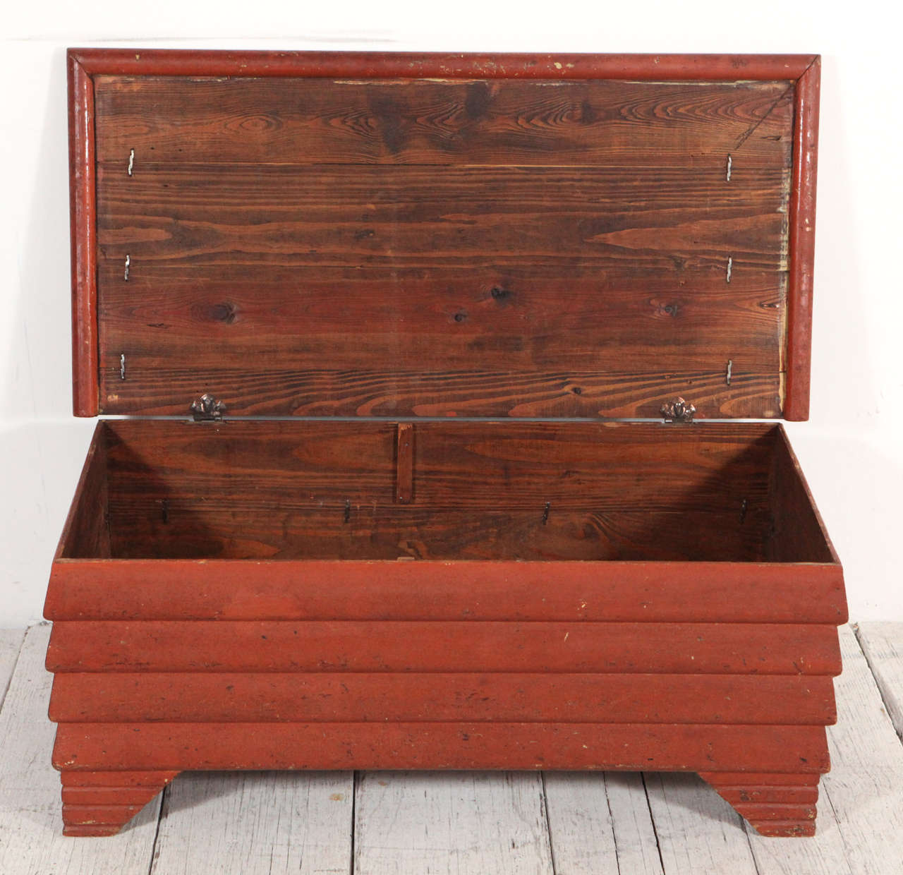Red Slatted Folk Art Style Bench / Trunk 3