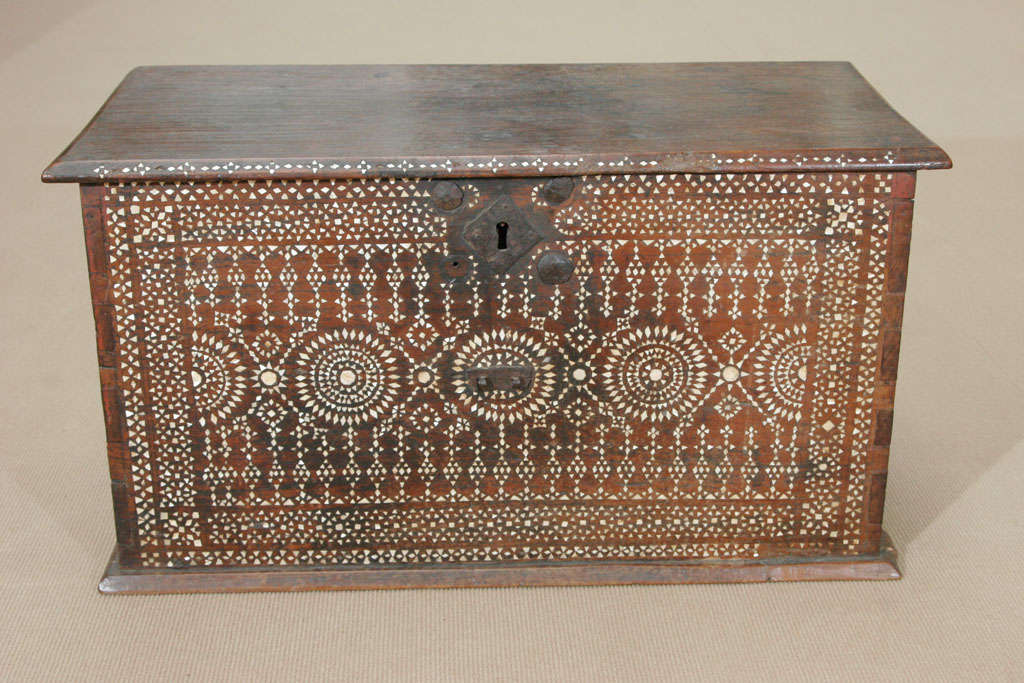 Spanish Mother Of Pearl Inlaid Casket
