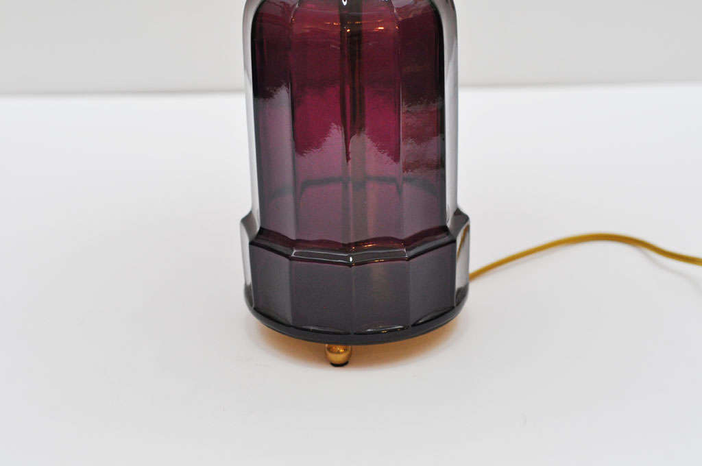 1970s Amethyst Color Glass Table Lamp, by Maison Baguès In Good Condition In Palm Beach, FL