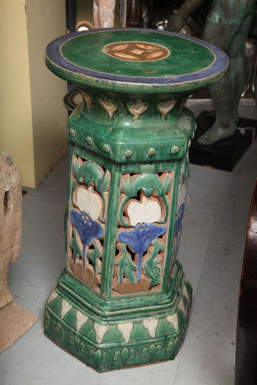 French Colonial Art Nouveau Style Garden Pedestal Made with Glazed Ceramic 2