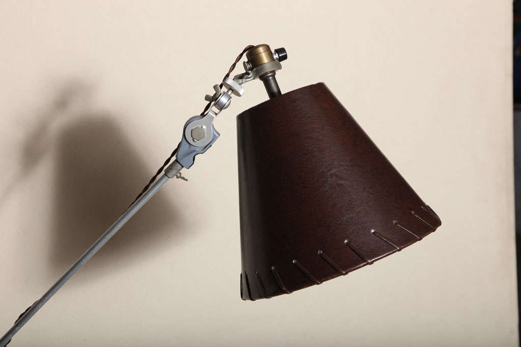 Mid-20th Century Antigue Photographer's Lamp