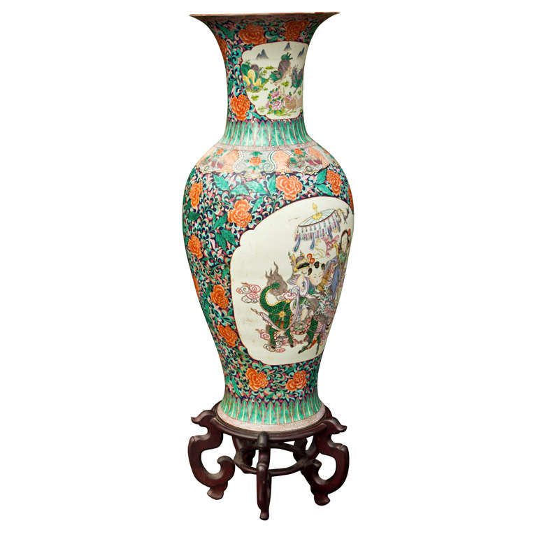 Large Early  19th Century  Chinese  Vase on Wood Stand For Sale