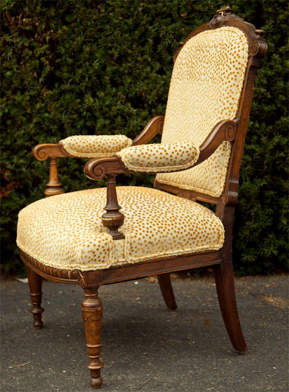 French Pair of 19th Century Napoleon III Chairs For Sale