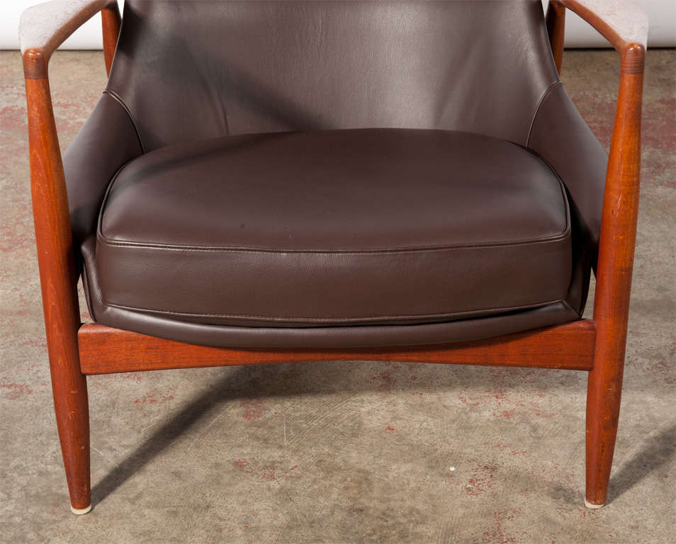 seal chair replica
