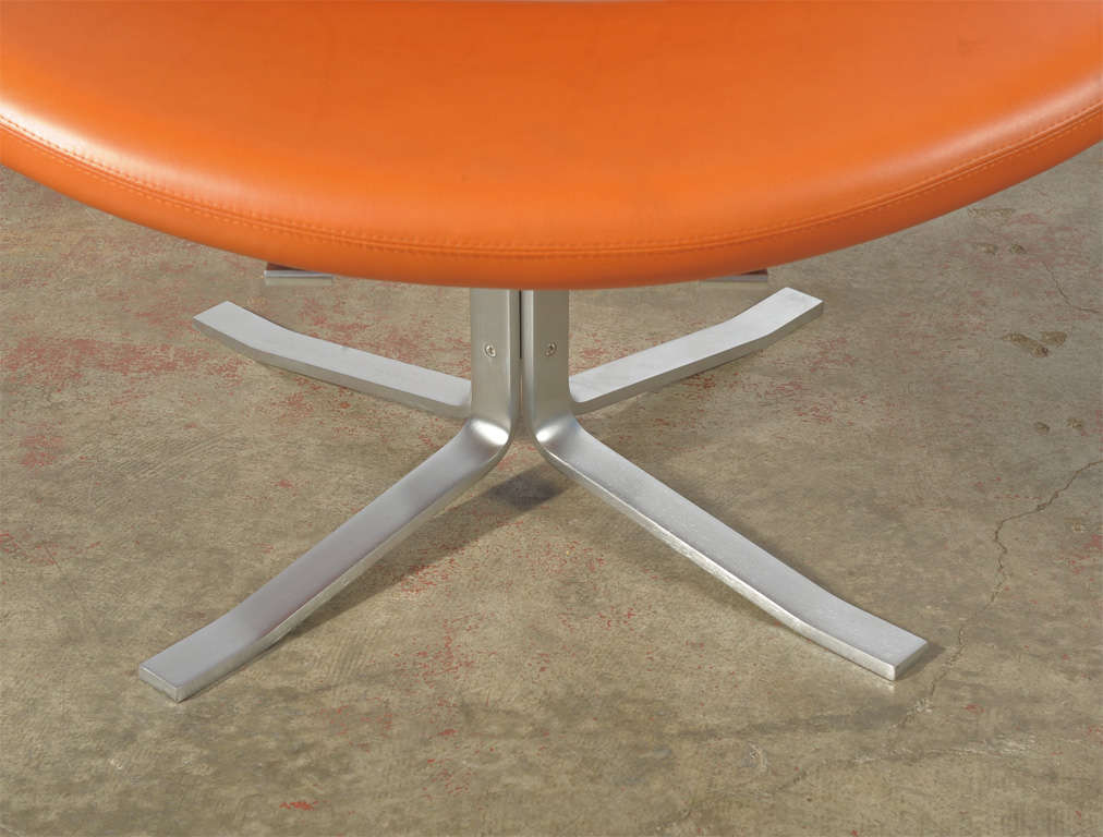 corona lounge chair