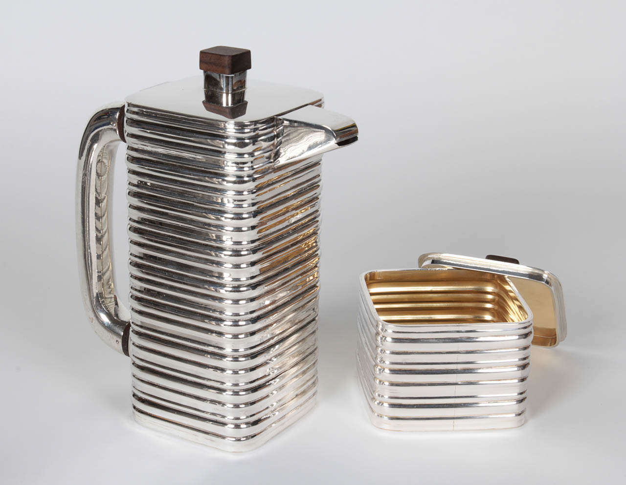American Art Deco Sterling Coffee and Tea Set on Modernist tray c. 1935 For Sale 1