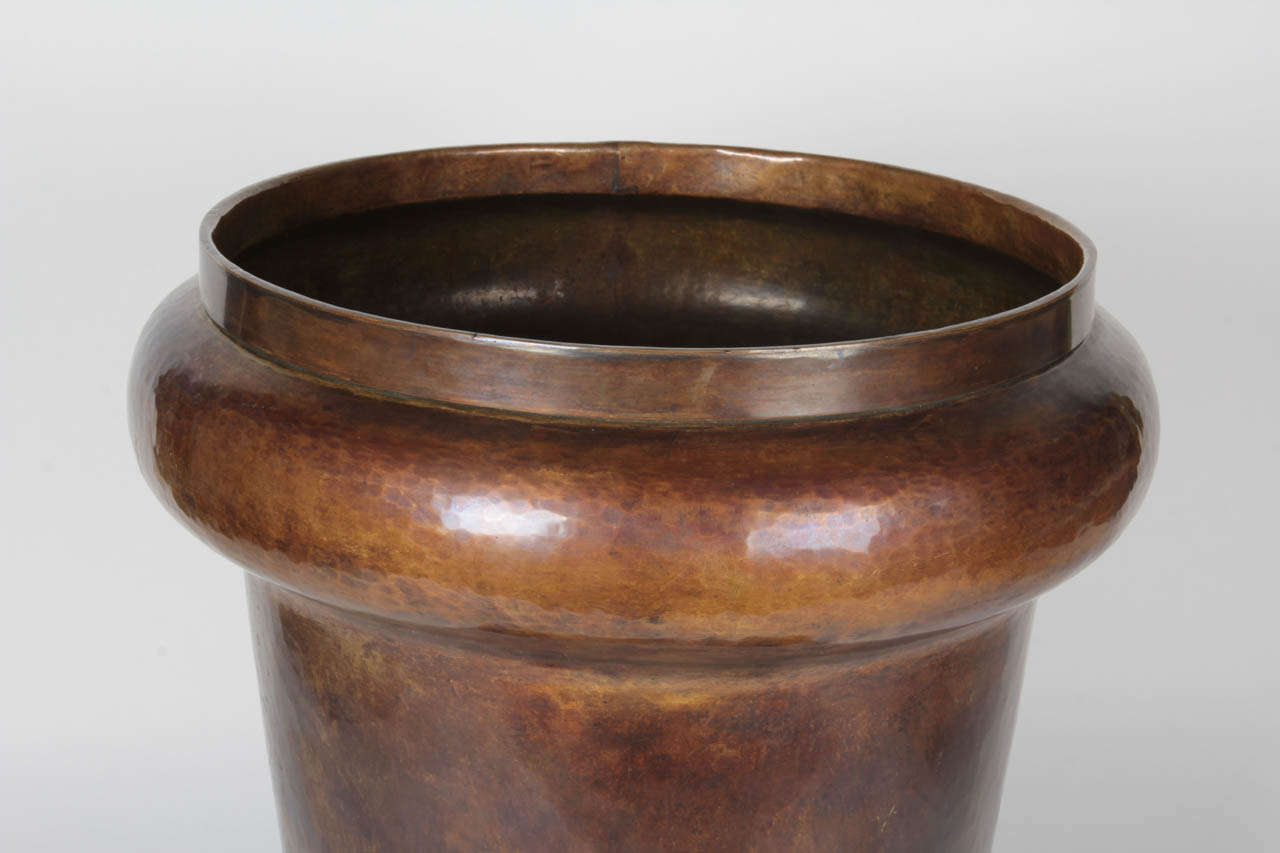 20th Century Harry St. John Dixon attributed American Arts & Crafts Handwrought Copper Floor Vase circa 1920 For Sale