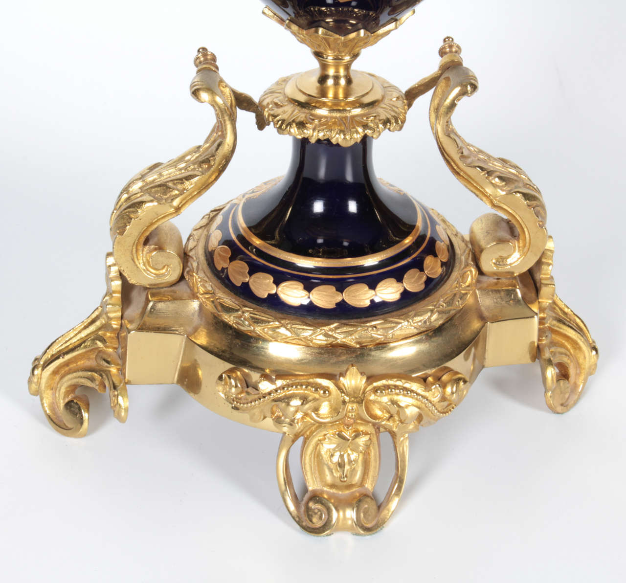 Ormolu-Mounted Cobalt Sevres Porcelain Three-Piece Clock Garniture, 19th Century 6