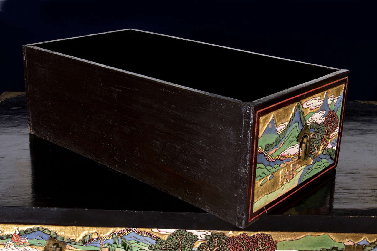Chinese Carved Coromandel Chest on a 18th Century Giltwood Carved Base 1