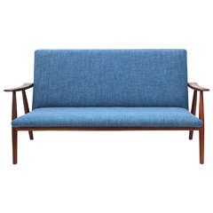 Hans Wegner GE-260 Settee