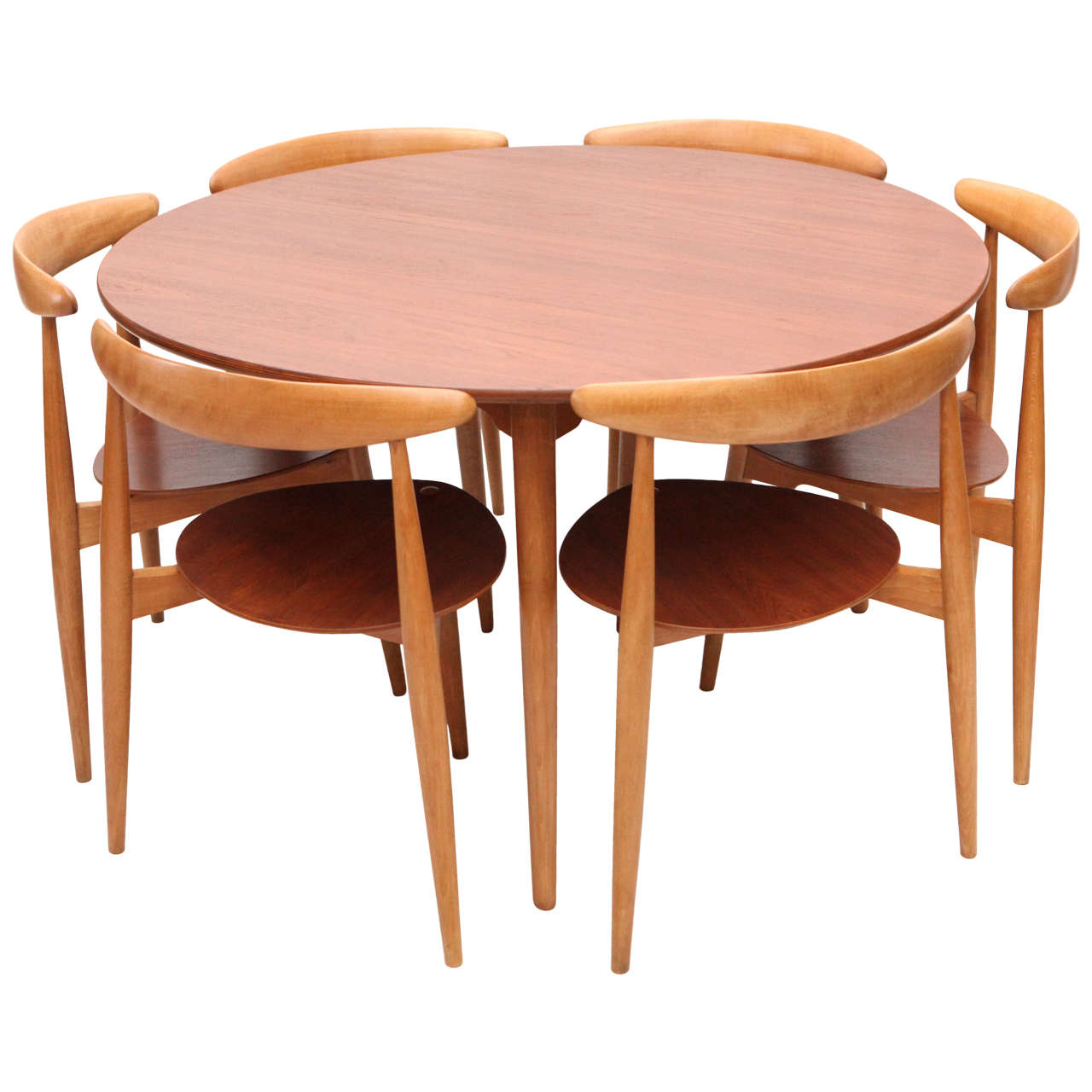 Hans Wegner Three-Leg Table with Matching Three-Leg Chairs