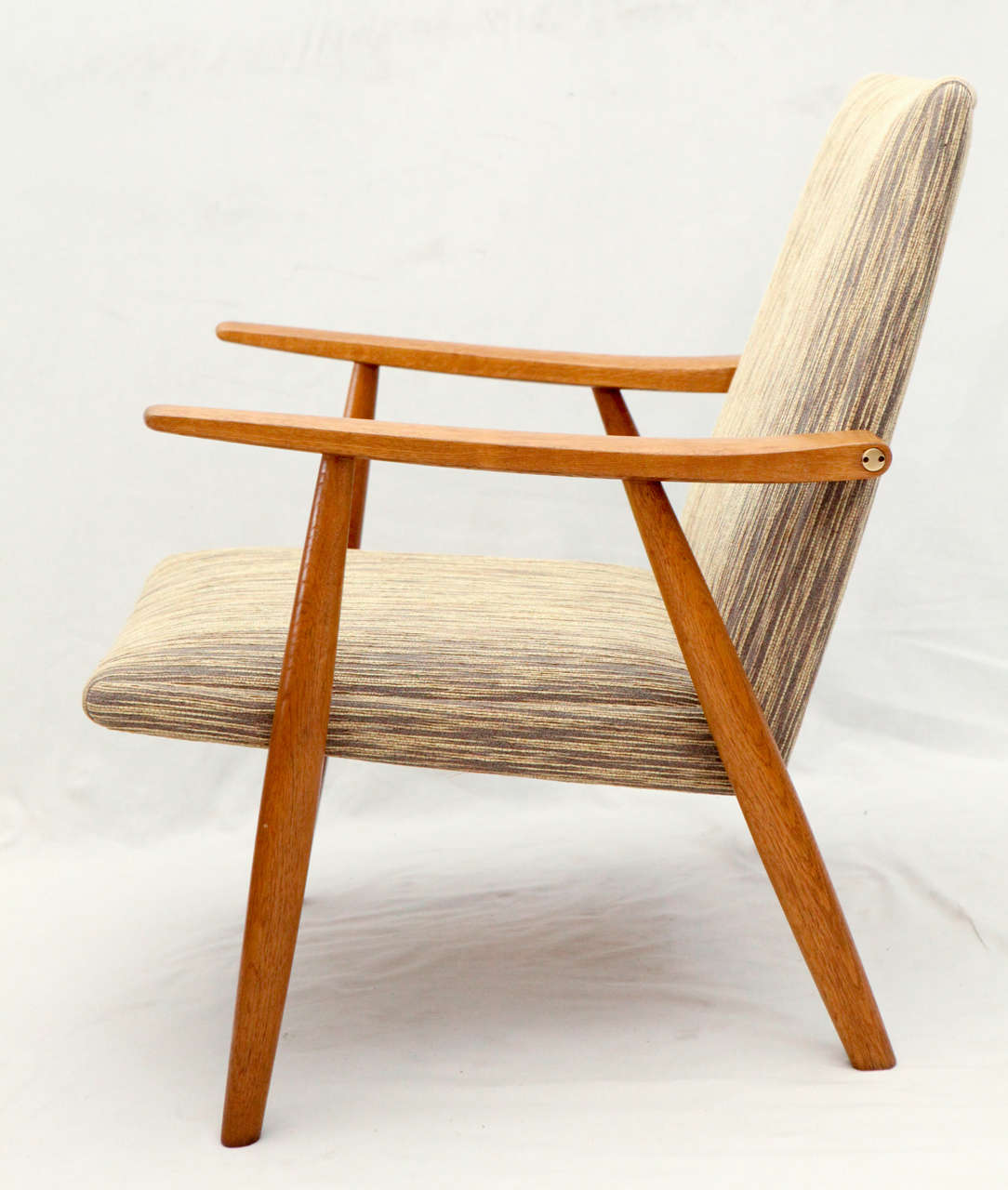 Danish Hans Wegner GE-260 Lounge Chair