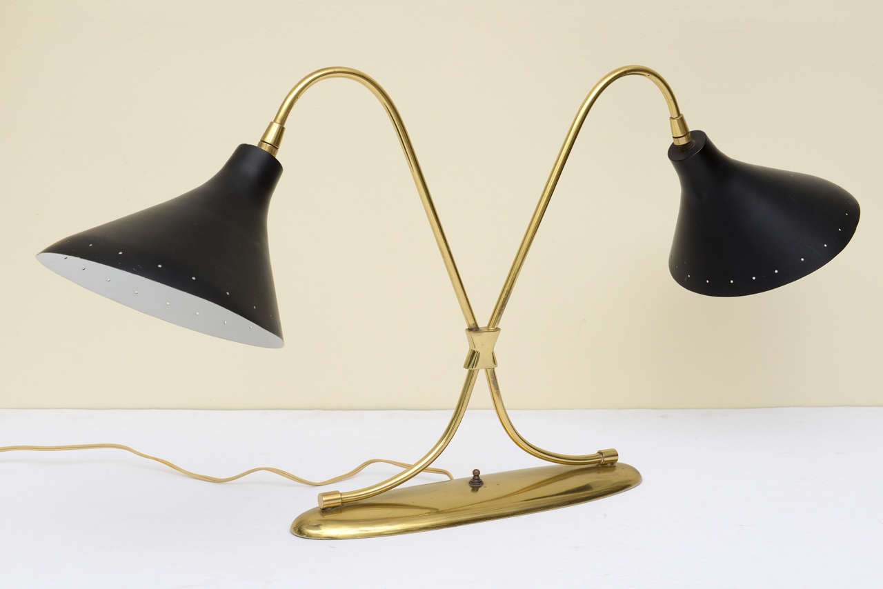 Rare double black shaded lamp by the Laurel Lamp Company. 
In brass and metal.