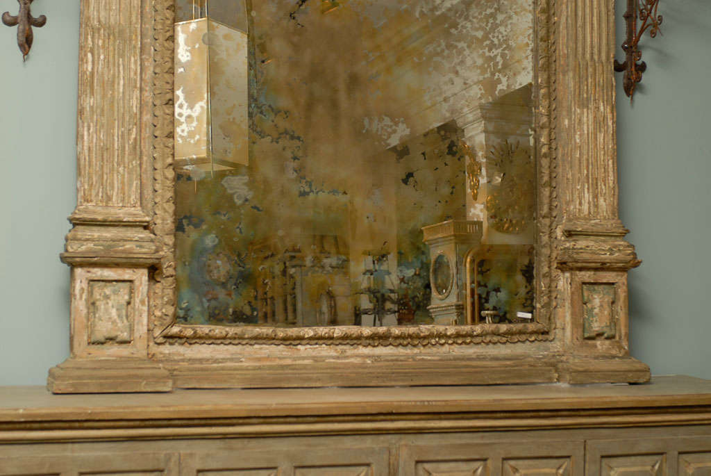 Exquisite 18th Century Italian Mirror of Large Size In Good Condition In Atlanta, GA