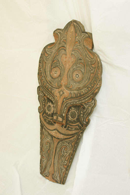 19th Century Indonesian Batek Tribal Shield In Excellent Condition For Sale In East Hampton, NY