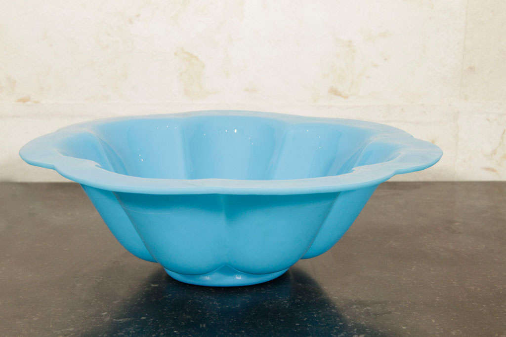 Chinese Peking Glass Lobed Bowl 3