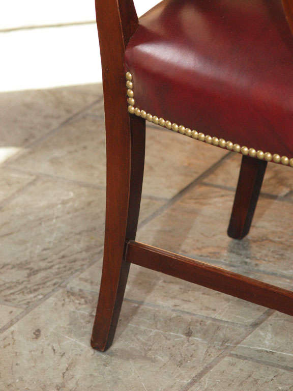 Set of 8 English Prince of Wales mahogany leather covered chairs 4