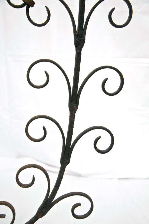 Decorative Cast Iron Fireplace Screen For Sale 3