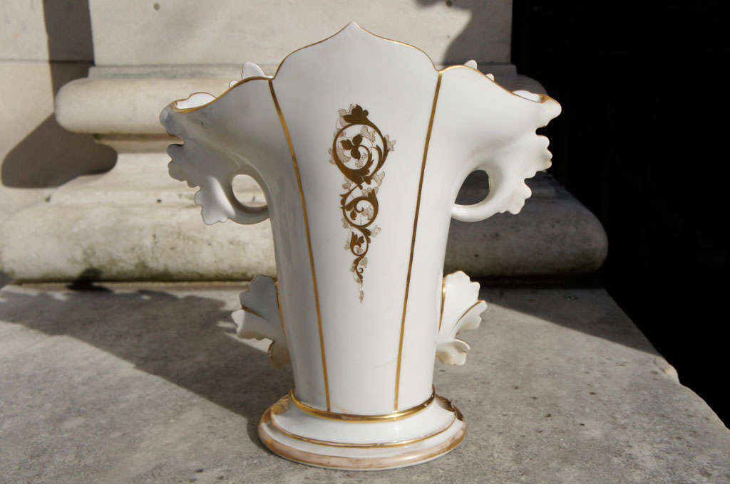 A Large Pair of Old Paris Mantle Vases 2