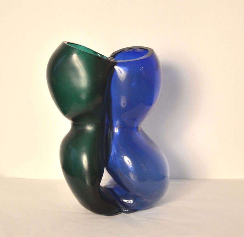 Vase of irregular shape in blue and green blown glass.
Designed by Antonio Da Ros. 
Murano, 1960 circa.
