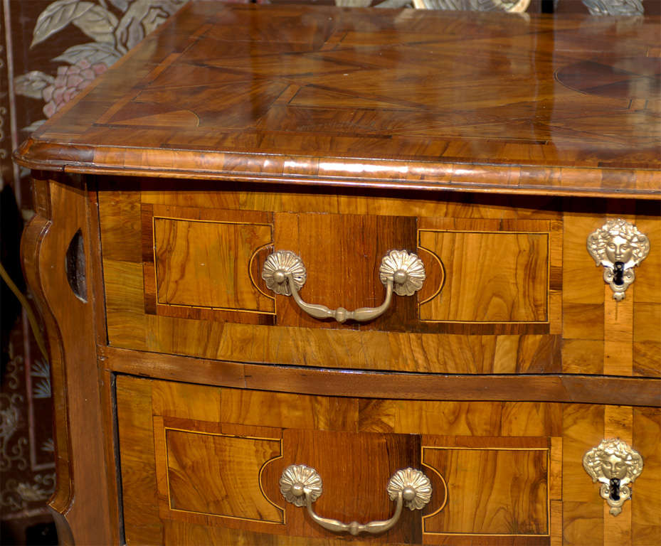 Fine 18th Century French Louis XIV Style Walnut Inlaid Commode 2