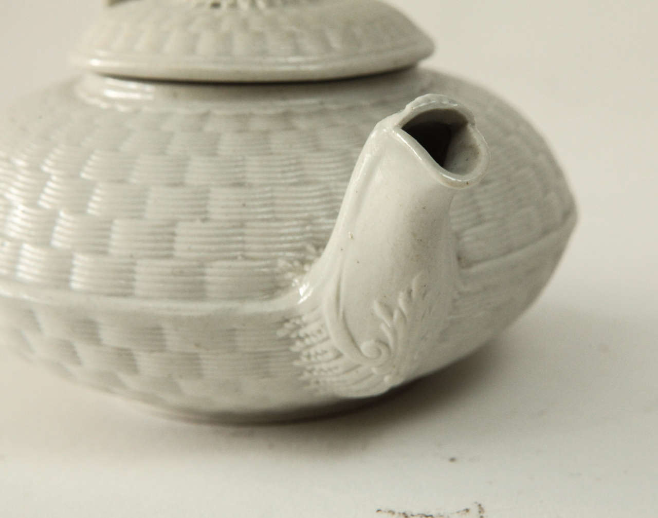 19th Century A Wedgwood (unmarked) Saltglaze White Stoneware Teapot