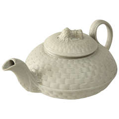 Antique A Wedgwood (unmarked) Saltglaze White Stoneware Teapot