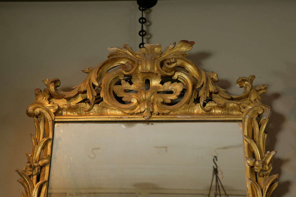 Extremely Important Pair of Irish Carved Gilt Wood Rococo Mirrors In Good Condition In London, GB