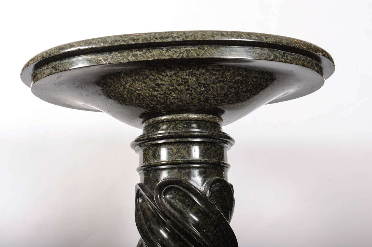 Green Marble Turned Pedestal, circa 1880 In Good Condition For Sale In Amsterdam, Noord Holland