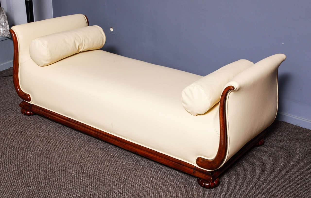 French Exceptional Art Deco Daybed